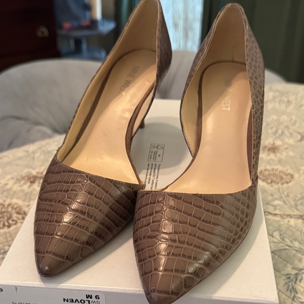 Nine West Taupe Croc-Embossed Heels